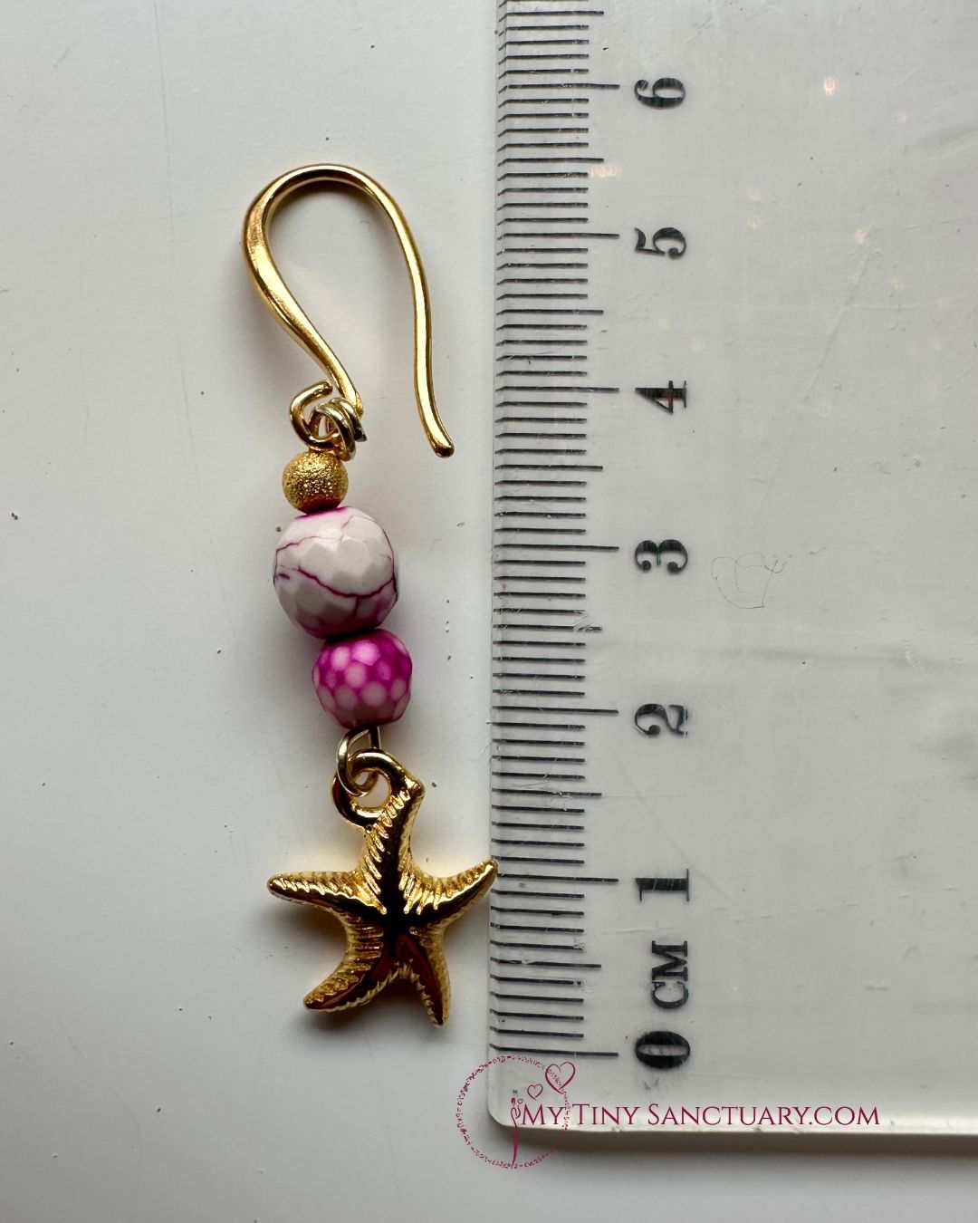 Golden Starfish Earrings & Fuchsia Howlite | Mediterranean Summer Look