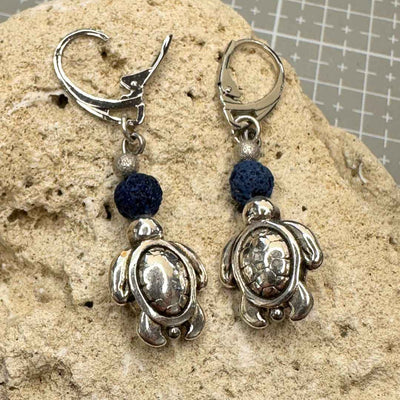 Turtle of Aegina Earrings • 999° Antique silver-plated & Lava Bead - My Tiny Sanctuary